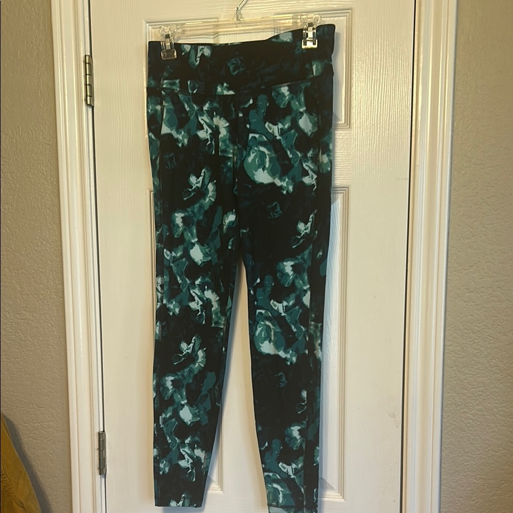 Old Navy Active Leggings
